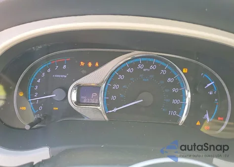 2013 Toyota Sienna Xle 7-Passenger Auto Access Se z USA, uszkodzony, nr VIN 5TDYK3DC4DS305474